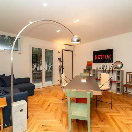 Nivola House, Bilocale Su Tre Livelli E Terrazzo Milano
