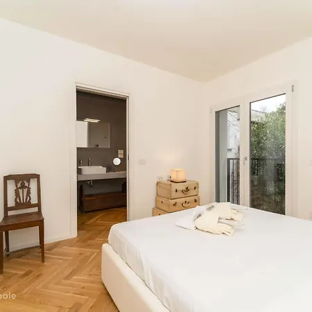 Lejlighed Nivola House, Bilocale Su Tre Livelli E Terrazzo *